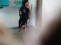 Giovane bionda video ...