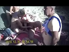 Sesso di gruppo con  ...